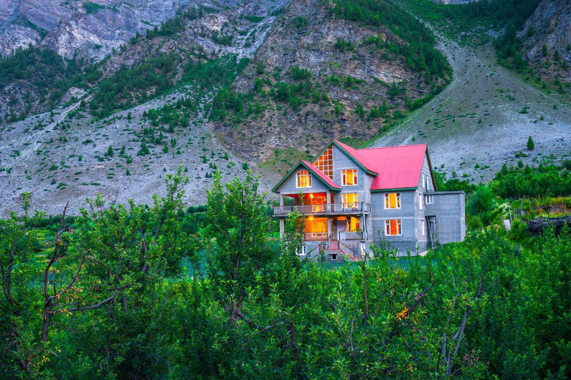Zostel Homes Rashil Tandi Exteriör bild
